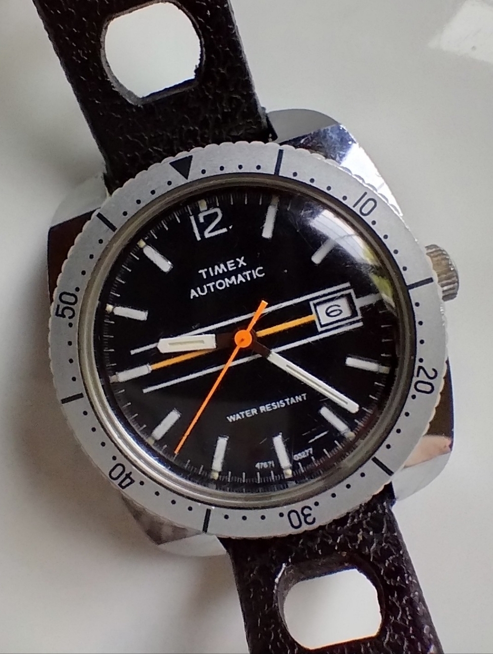 ⌚ Timex '77 Racing Stripe
